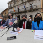 Imagen de la rueda de prensa en la que la oposición anunció la solicitud del pleno. ANA F. BARREDO