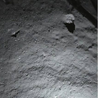 ROS02. ESPACIO, 13/11/2014.- Imagen cedida por la Agencia Espacial Europea (ESA) el 13 de noviembre del 2014 que muestra una fotografía capturada por una cámara de alta resolución del instrumento Osiris, para intentar identificar el lugar de aterrizaje de