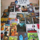 La policía requisa la mercancía de los «top manta».