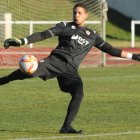 Ivanildo cuajó una buena actuación ante los rojillos. L. DE LA MATA