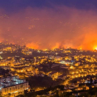 Vista general del incendio forestal en Funchal, la capital de la isla portuguesa de Madeira.