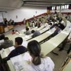 Exámenes de la Ebau en el campus de Vegazana de la Univerisdad de León. FERNANDO OTERO