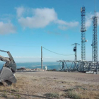Los trabajos para la instalación de la torre ya han comenzado en el paraje de La Camperona. CASTRO
