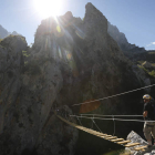 Vía Ferrata en los Picos de Europa. JESÚS F. SALVADORES