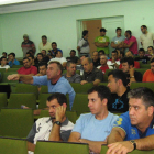 Mineros de Alto Bierzo, anoche, en la asamblea que mantenían en Bembibre.