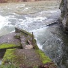 Entrada de la captación de agua del río para un municipio del Bierzo Oeste, que luego pasa por la potabilizadora. ANA F. BARREDO