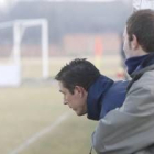 Ángel Luis no paró de corregir a sus jugadores a lo largo de todo el encuentro ante el Rioseco