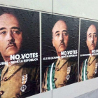 Fotografía de los carteles colgados en Girona.