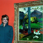 Carmen Thyssen junto al ‘Mata Mua’ de Gauguin. JULIÁN MARTÍN