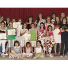 Foto de familia del festival de clausura del curso de la escuela de música de Boñar.