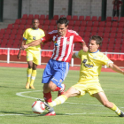 Un solitario gol de Puente da tres puntos de oro al conjunto rojiblanco ante el Aguilar.