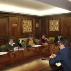 El comité organizador de actos se reunió ayer en el Ayuntamiento