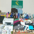 Parte del material incautado a los detenidos en los diferentes registros