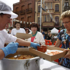 Uno de los momentos importantes de esta feria llegará el domingo con el tradicional reparto de alubias, un acto en el que se esperan vender 6.000 raciones.