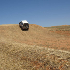 Imagen de uno de los espectaculares saltos del nuevo circuito de motocross Los Cucharales.