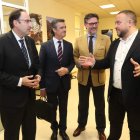 El presidente de la FRMP en su visita al Consejo Comarcal. L. D. M.