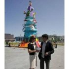 Los concejales Cristina Gómez y Alfonso Ordóñez presentaron la falla