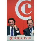 José María Aznar y Juan Vicente Herrera durante la reunión de cámaras
