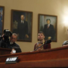 James Corney testifica ante el Congreso.