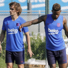 Griezmann y Semedo, durante el último entrenamiento culé. A. D.