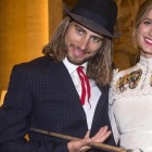 Peter Sagan acudió con su esposa vestido un tanto peculiar a la gala de la UCI