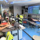 Trabajadores de la Fundación en el centro de control de la Ciuden en Cubillos, en foto de archivo.
