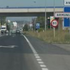 El cruce de la Ronda Sur con la carretera a Benavente presenta dificultades para los usuarios