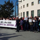Protesta ante el juzgado de Pamplona contra La manada, en noviembre.