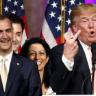 En candidato republicano a la Casa Blanca, Donald Trump, con su jefe de campaña, Corey Lewandowski.