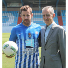 Jon García fue presentado ayer de forma oficial. L. DE LA MATA