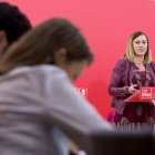 La vicesecretaria general del PSCYL, Virginia Barcones, durante la rueda de prensa. NACHO GALLEGO