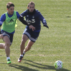 Caiado fue titular en la banda izquierda el pasado domingo. DE LA MATA