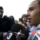 Hamilton seguirá pilotando en McLaren-Mercedes cinco temporadas más