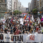 Manifestación en contra de la Otan celebrada ayer en Madrid. J.J. GUILLÉN