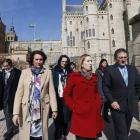 La consejera de Cultura, Josefa García Chirac; la subdelegada del Gobierno, Teresa Mata; la ministra Ana Pastor y el alcalde, Arsenio García, ayer, en Astorga. RAMIRO