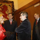 Francisco Fernández y los concejales Fernández Cardo y Canuria, en la clausura.