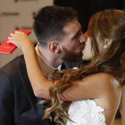 Lionel Messi y Antonella Rocuzzo, el día de su boda.