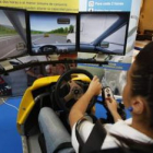 Simulador de un vehículo, en la campaña de prevención de la fatiga del Race.