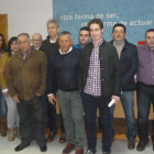 Foto de familia del candidato a la Alcaldía de Villablino junto a sus compañeros de partido.