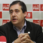 Fernández Cardo, en una reciente reunión del PSOE.