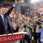 El candidato del PSOE en el mitin de cierre de campaña en Fuenlabrada (Madrid).