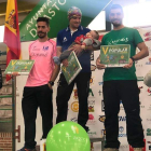 Parra, Samuel y Cañibano, podio de la carrera maragata. ÓSCAR