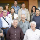 Félix Pacho (abajo en el centro) posa junto al resto de miembros de la agencia de desarrollo. ACACIO