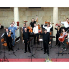 Desde 2001, la Orquesta de Cámara Ibérica es la orquesta residente del Festival de Música Española de León.