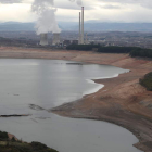 Estado que presentaba ayer el embalse de Bárcena, a poco más del 24% de su capacidad. L. DE LA MATA