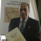 Fernando Alonso García, durante la presentación de su libro