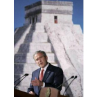 Bush despidió ayer en México una gira envuelta en varias polémicas