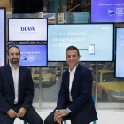 Manuel Moure, director de Productos Digitales de BBVA España y Raúl Pérez, director adjunto de Transformación Digital de BBVA. DL