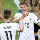 Los jugadores del combinado alemán celebran la victoria ante Eslovaquia.