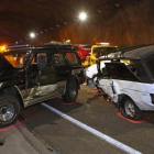 Interior del túnel de Súria con los vehículos accidentados el lunes.